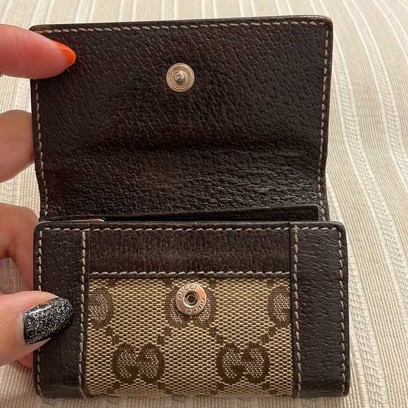 Gucci Brown Key Case 🤎 - Picture 4 of 8